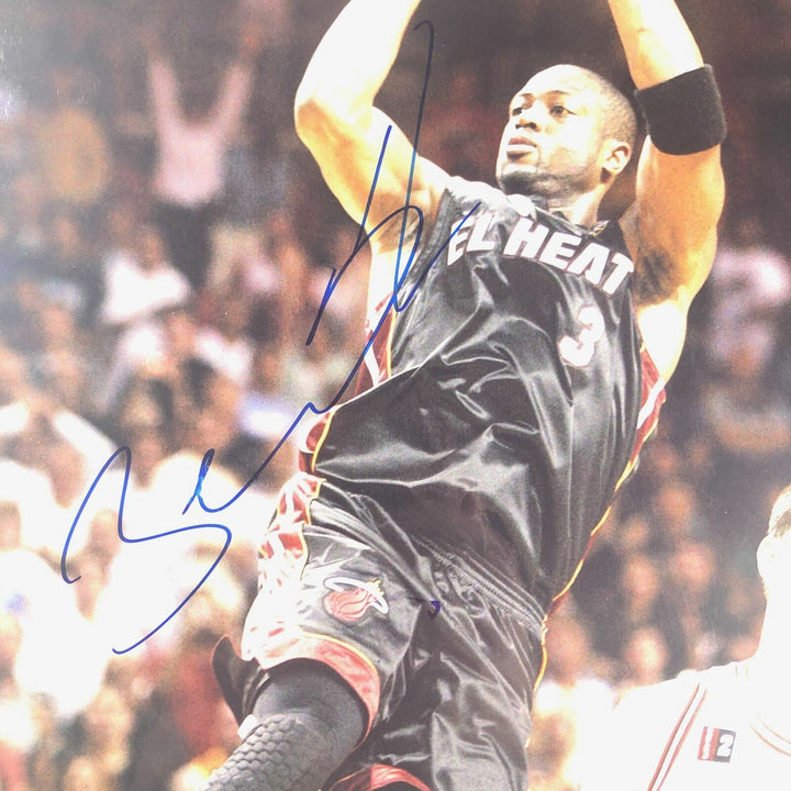 Dwyane Wade signed 11x14 photo PSA/DNA Miami Heat Autographed Image 2