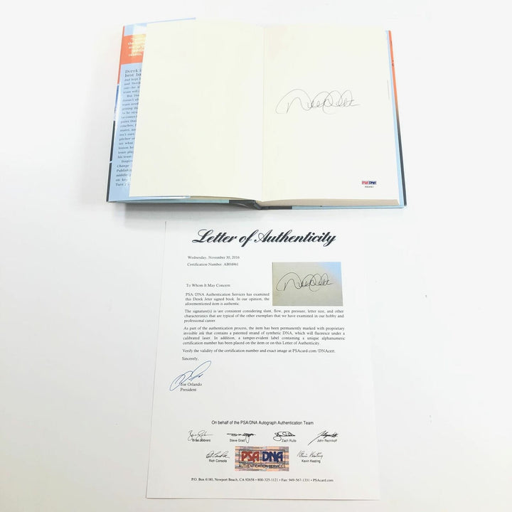 Derek Jeter Signed Book PSA/DNA LOA Change Up Yankees Image 1