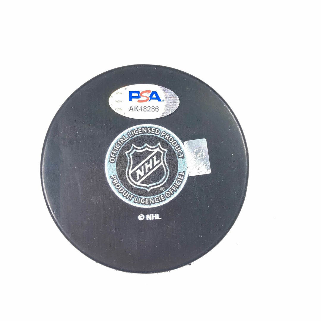 STEVE YZERMAN signed Hockey Puck PSA/DNA Detroit Red Wings Autographed Image 5