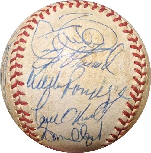 1997 Yankees Team Signed Baseball  Derek Jeter Rivera posada pettitte auto  PSA Image 6