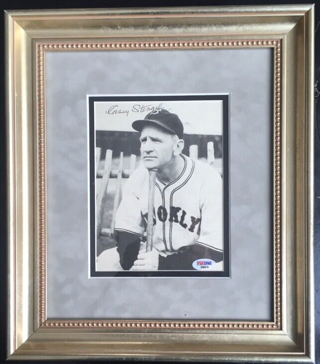 CASEY STENGEL SIGNED Rare Auto  7x9 PHOTO Brooklyn Dodgers Museum Framed PSA DNA Image 2