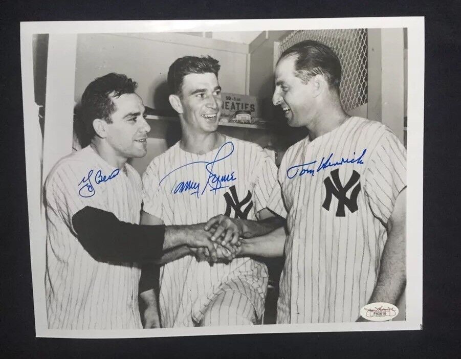Yogi Berra Tommy Byrne Henrich yankees Signed Vintage 8x10 photo JSA coa WS Image 5