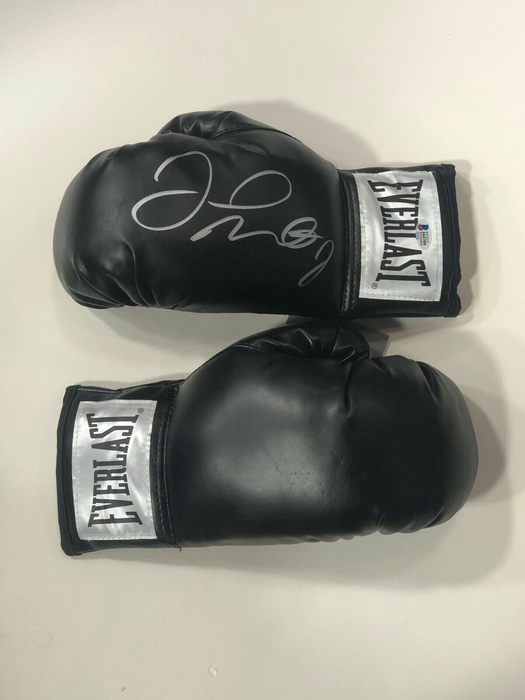Floyd Mayweather signed black Everlast boxing glove pair auto Beckett BAS COA  Image 8