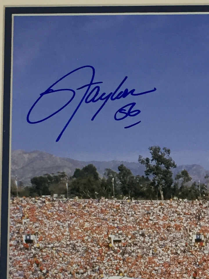 1986 Giants Super Bowl signed Lawrence Taylor Simms 16x20 photo framed Steiner Image 2