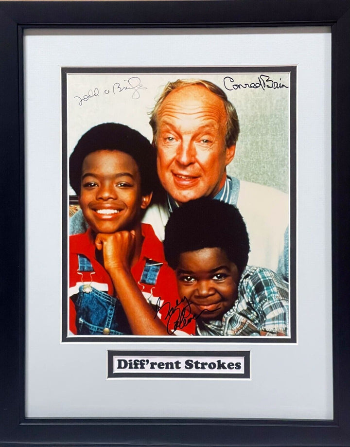 Different Strokes Conrad Bain/Gary Coleman/Todd Bridges signed  8x10 Photo - COA Image 1