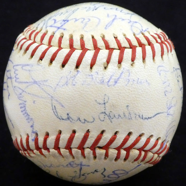 1960 Spring Training Autographed Signed Baseball 28 Sigs Curt Flood A52652 Image 3