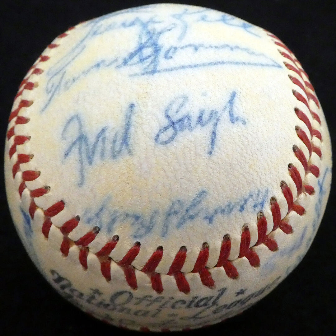 1950 Spring Training Autographed NL Baseball 21 Sigs Stan Musial Beckett A52628 Image 6