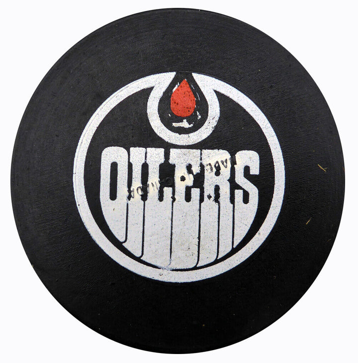 Unsigned Edmonton Oilers Vintage WHA Official Game Puck SKU #123616 Image 1