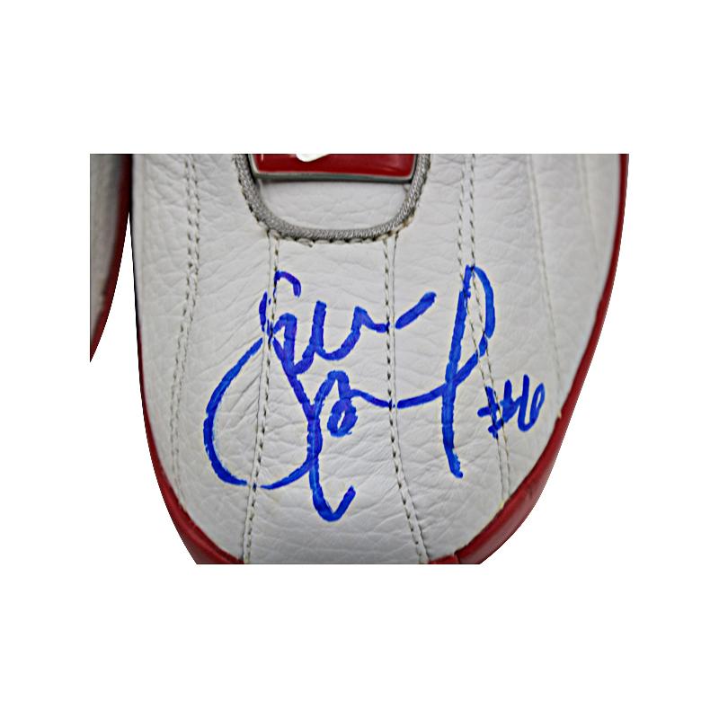 Sue Bird Autographed & Inscribed "#6" 2002 Game Used Personal Edition Nike XD3 Sneakers (Sue Bird LOA)