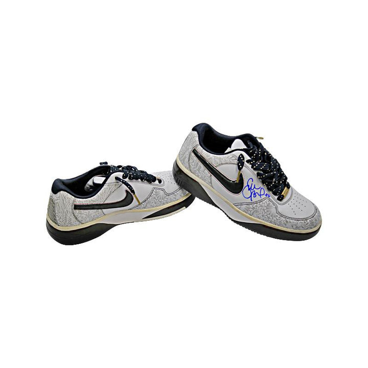 Sue Bird Autographed & Inscribed "#6" Team Issued USA Nike Sneakers Size 7 (Sue Bird LOA)
