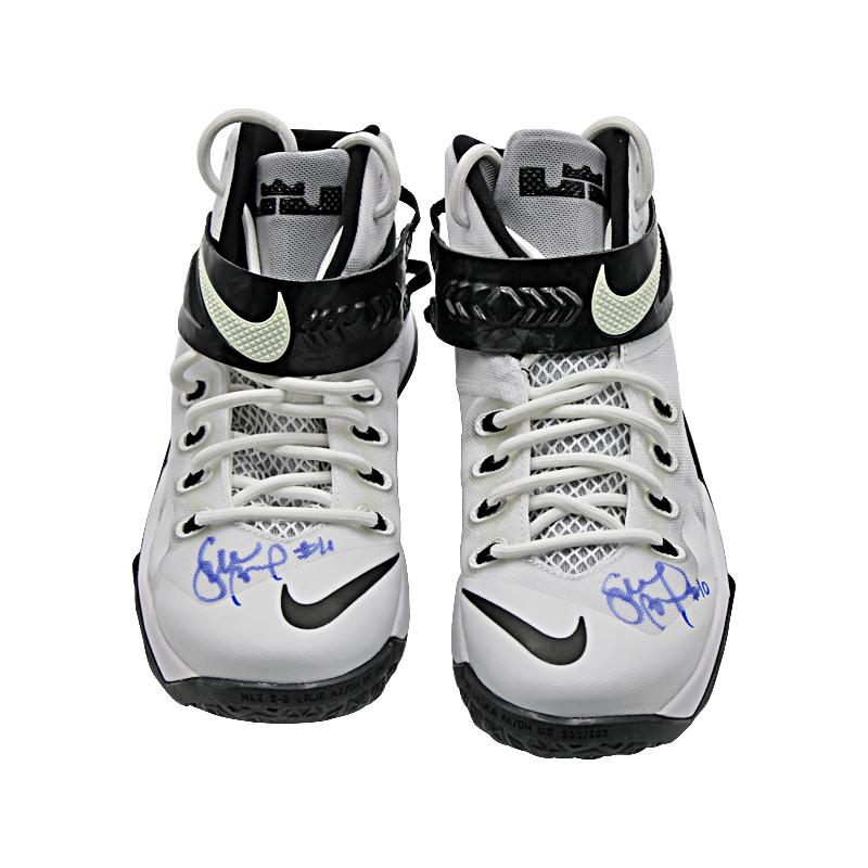Sue Bird Autographed & Inscribed "#10" Team Issued Autographed LeBron Nike Zoom Size 8 Sneakers (Sue Bird LOA)