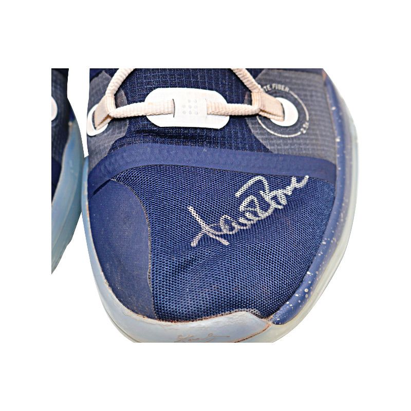 Aaron Boone New York Yankees Autographed 2019 Game Used Sneakers (Blue Kobe)- Size 11
