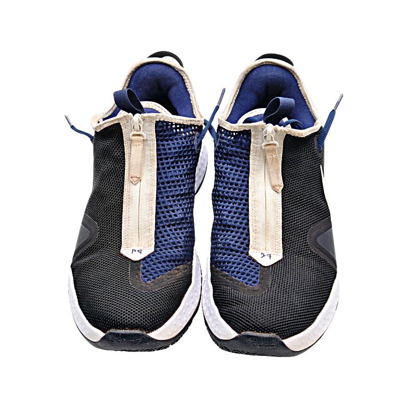 Aaron Boone New York Yankees 2020 Game Used Black/Blue Nike Air Paul George Sneakers Size 11