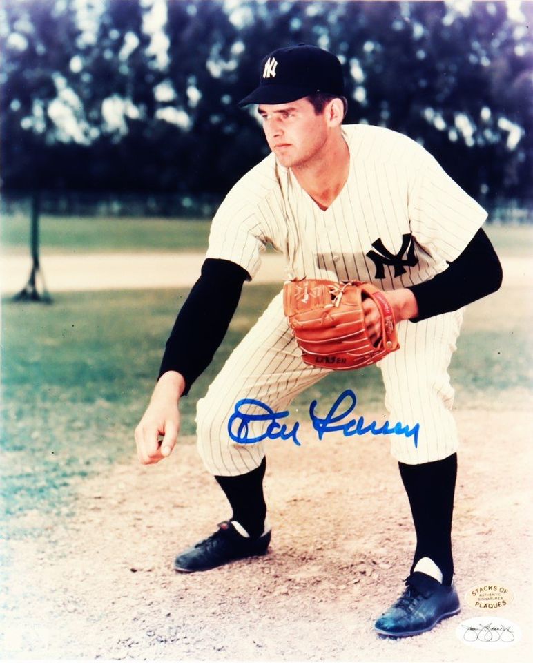 Don Larsen New York Yankees Signed 8x10 Vintage Photo (Stacks of Plaques)