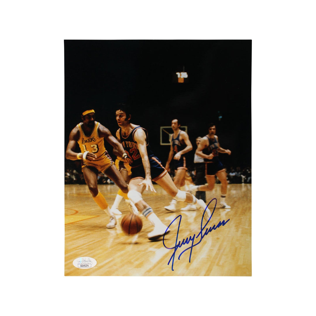 Jerry Lucas New York Knicks Autographed Driving vs. Chamberlain 8x10 Photograph (JSA Authenticated)