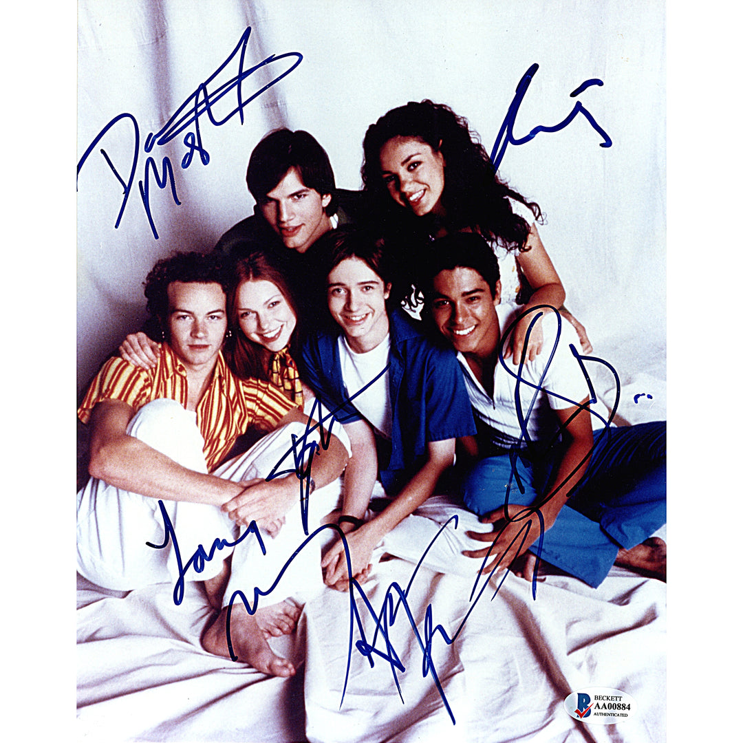 That '70s Show Cast Signed 8x10 Glossy Photo Beckett BAS Certificate LOA AA00884 Autographed by 6