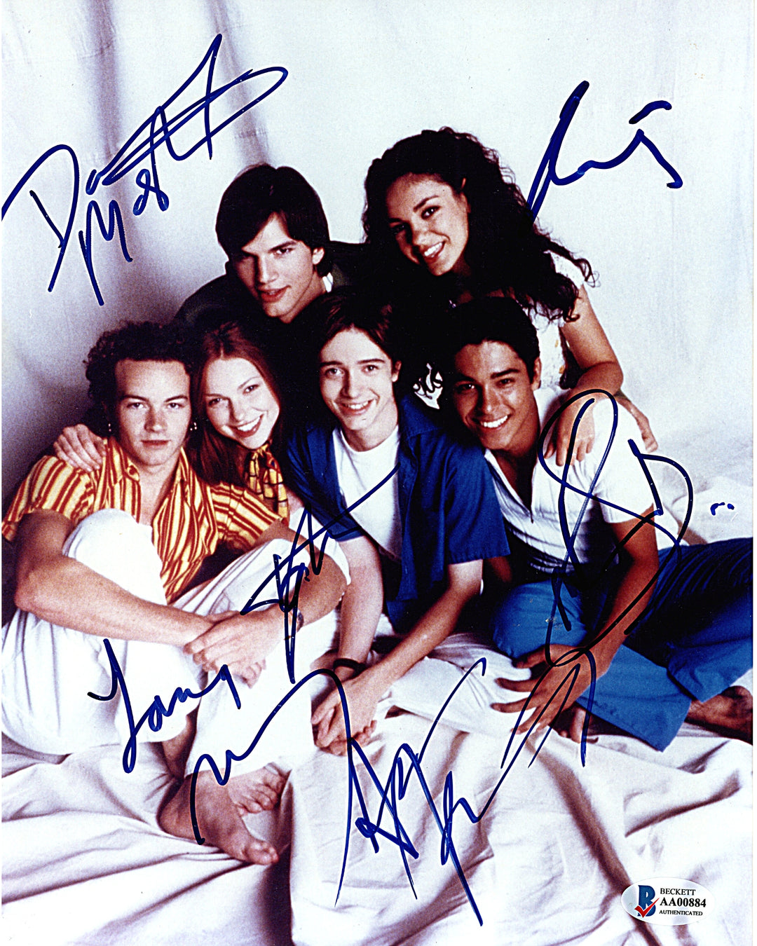 That '70s Show Cast Signed 8x10 Glossy Photo Beckett BAS Certificate LOA AA00884 Autographed by 6