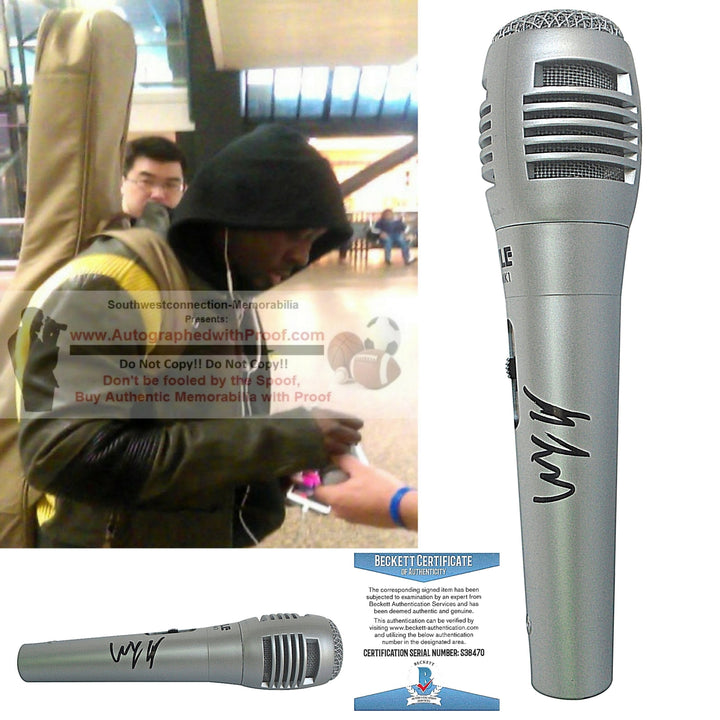 Wyclef Jean of The Fugees Signed Microphone Proof Photo Beckett BAS Cert S38470 - Refugee All-Stars